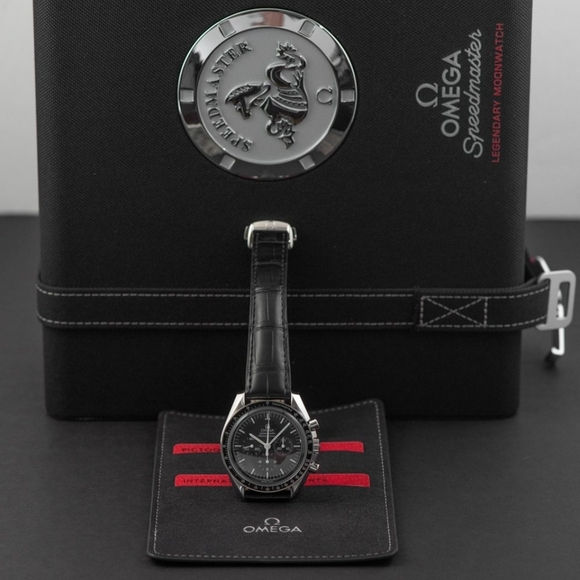 Omega Speedmaster Moonwatch Hesalite 42mm discontinued 1861 BIG BOX - Picture 15 of 15